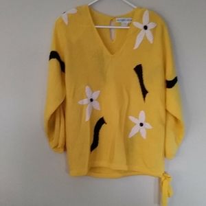 Vintage Yellow Daisy Knit Sweater